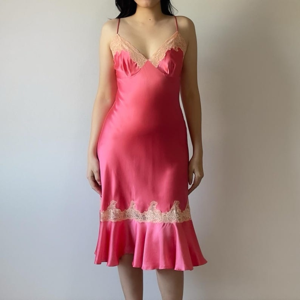 Vintage Victoria’s Secret 2000s Rose Pink Silk Slip Dress (S)
